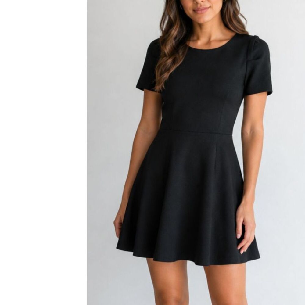Six Crisp Days black dress - Small -  new without out tags